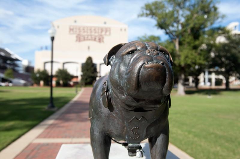 Bully statue in the Junction outside Davis Wade Stadium